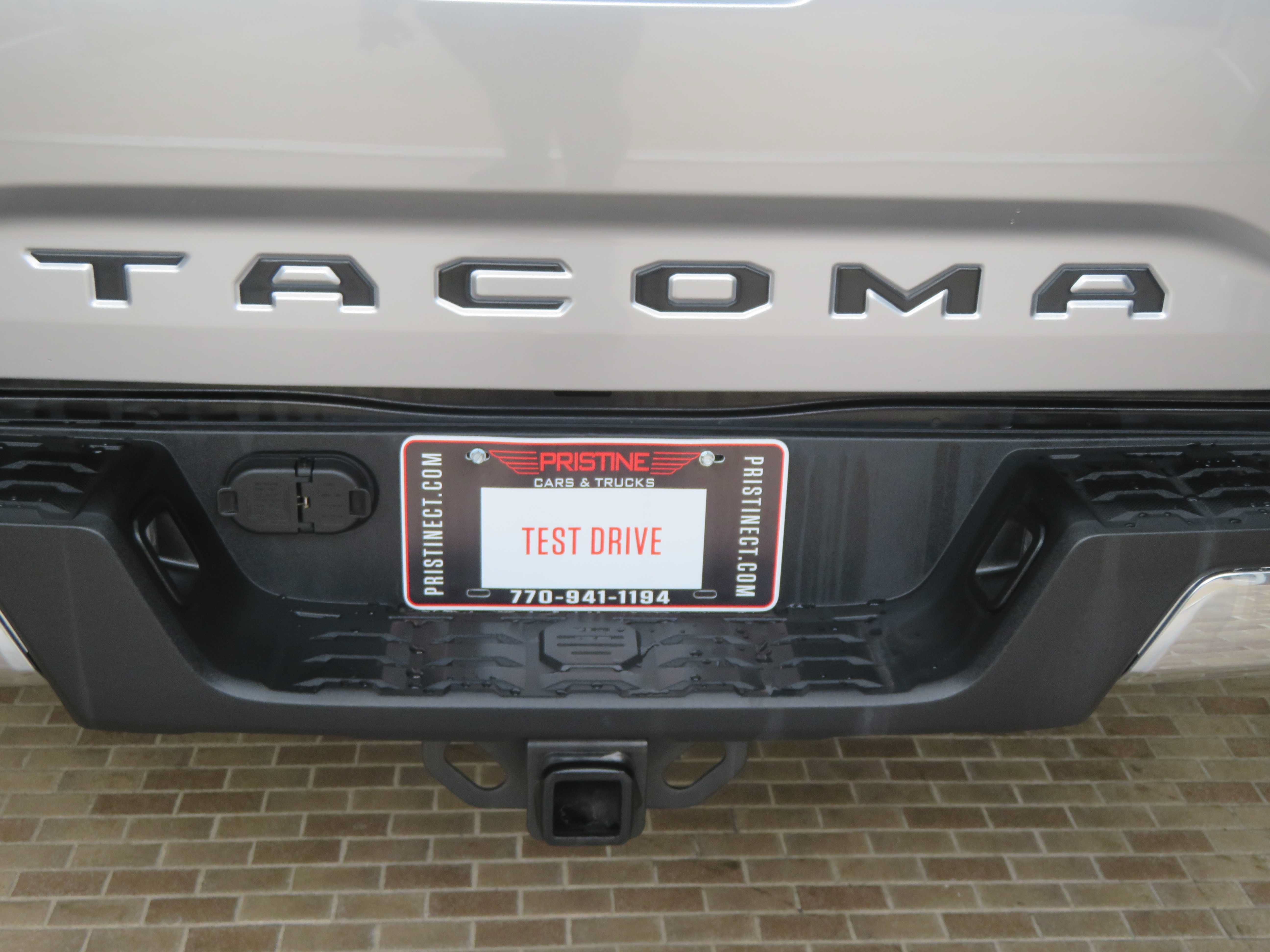 Used 2022 Toyota Tacoma SR5 RWD image 49