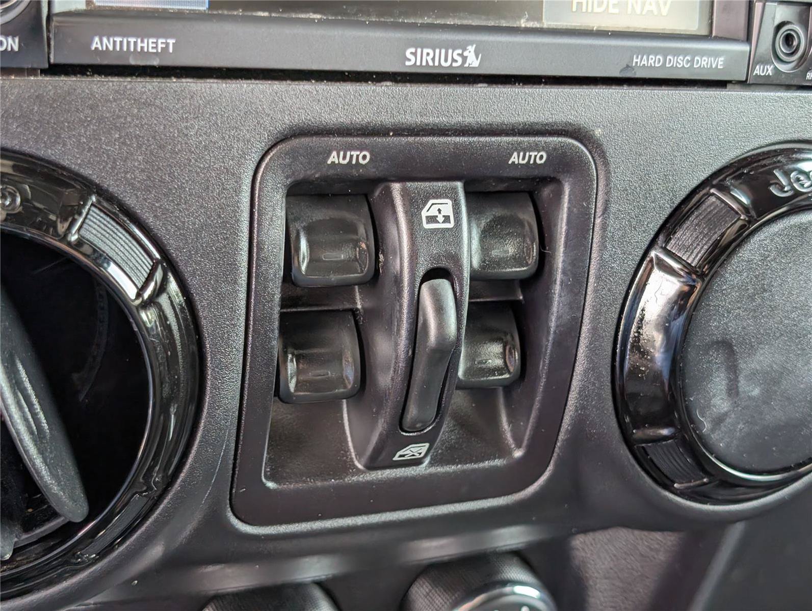 Used 2016 Jeep Wrangler Unlimited Sahara AWD/4WD image 24
