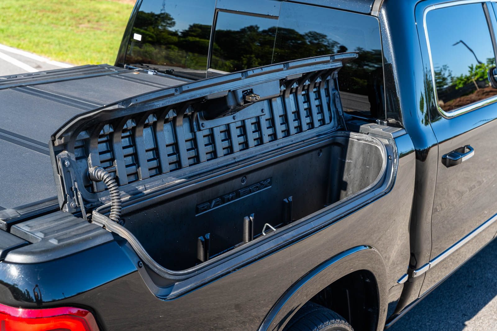 Used 2020 RAM 1500 Limited AWD/4WD image 16