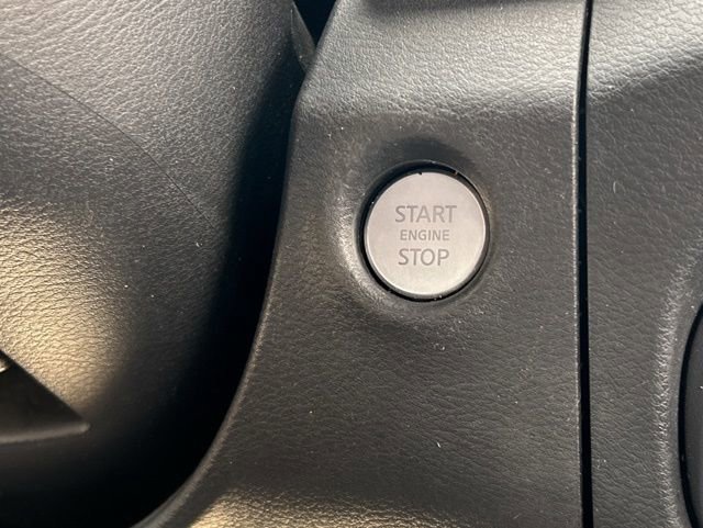 Used 2022 Nissan Frontier SV image 40