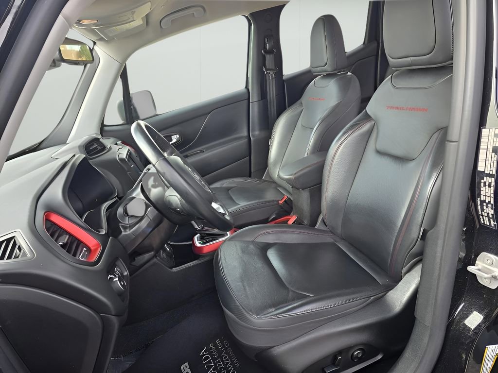 Used 2020 Jeep Renegade Trailhawk w/ Premium Leather Group image 13