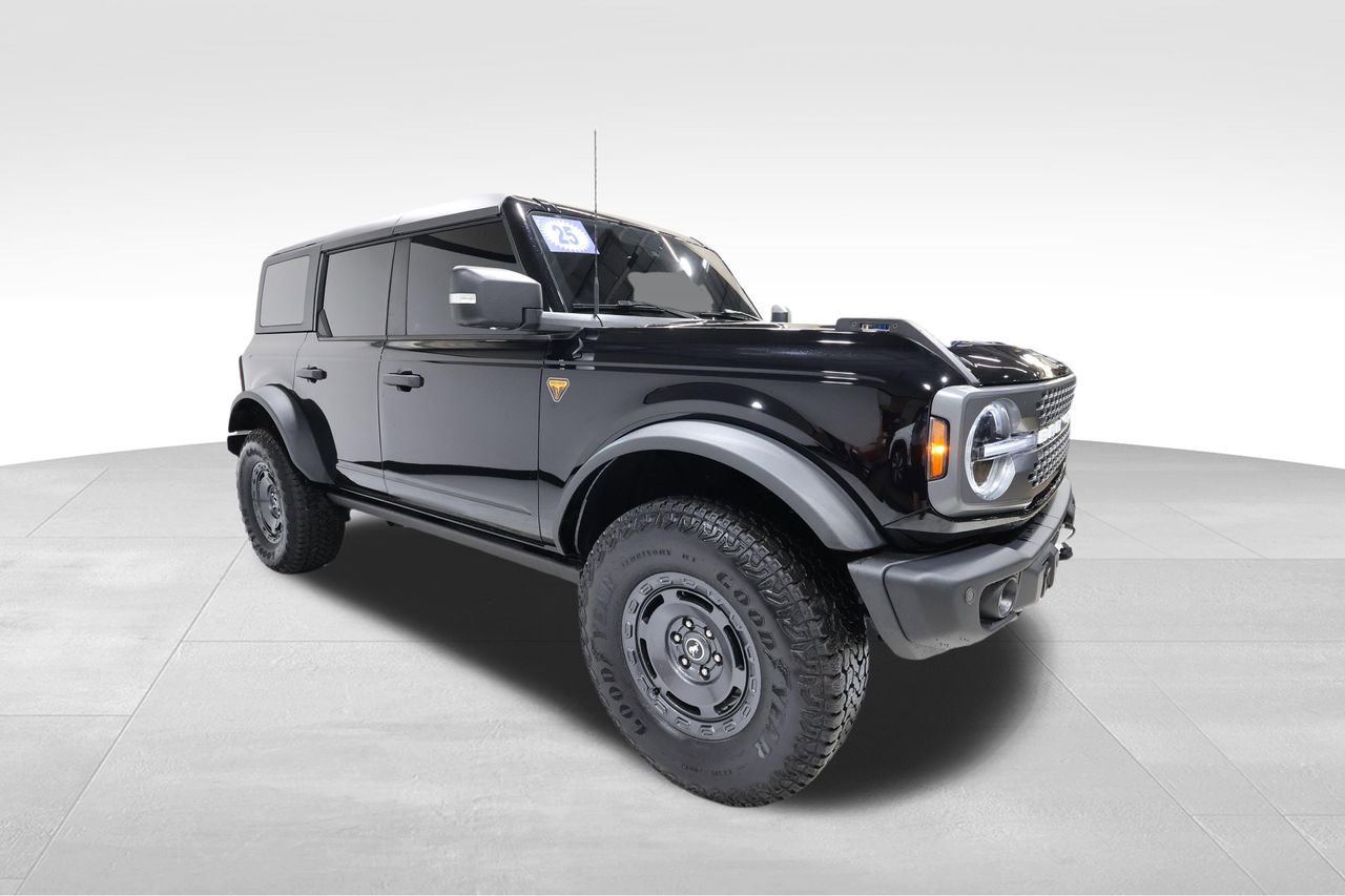 Used 2025 Ford Bronco Badlands AWD/4WD image 6