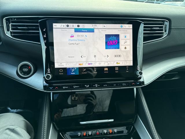 New 2026 Jeep Grand Wagoneer 4WD w/ Premium Group I image 23