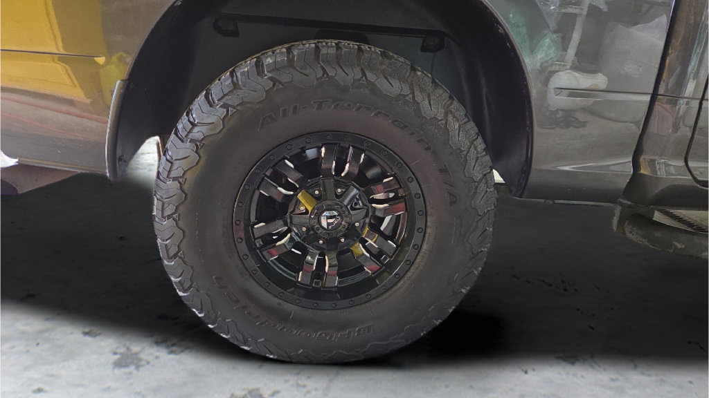 Used 2014 RAM 1500 ST AWD/4WD image 40