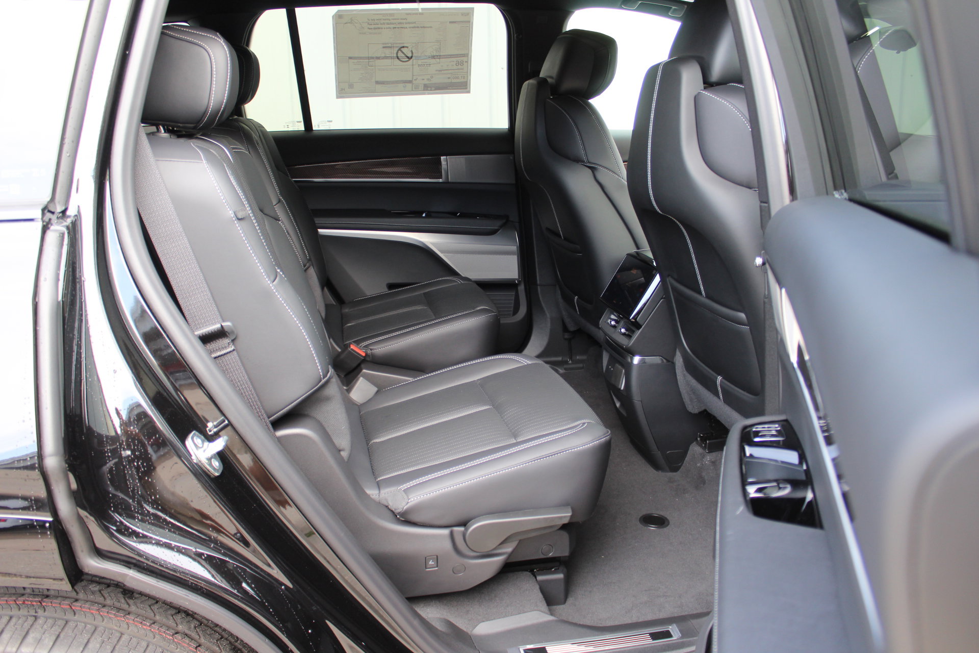 New 2026 Cadillac Vistiq Sport AWD/4WD image 24