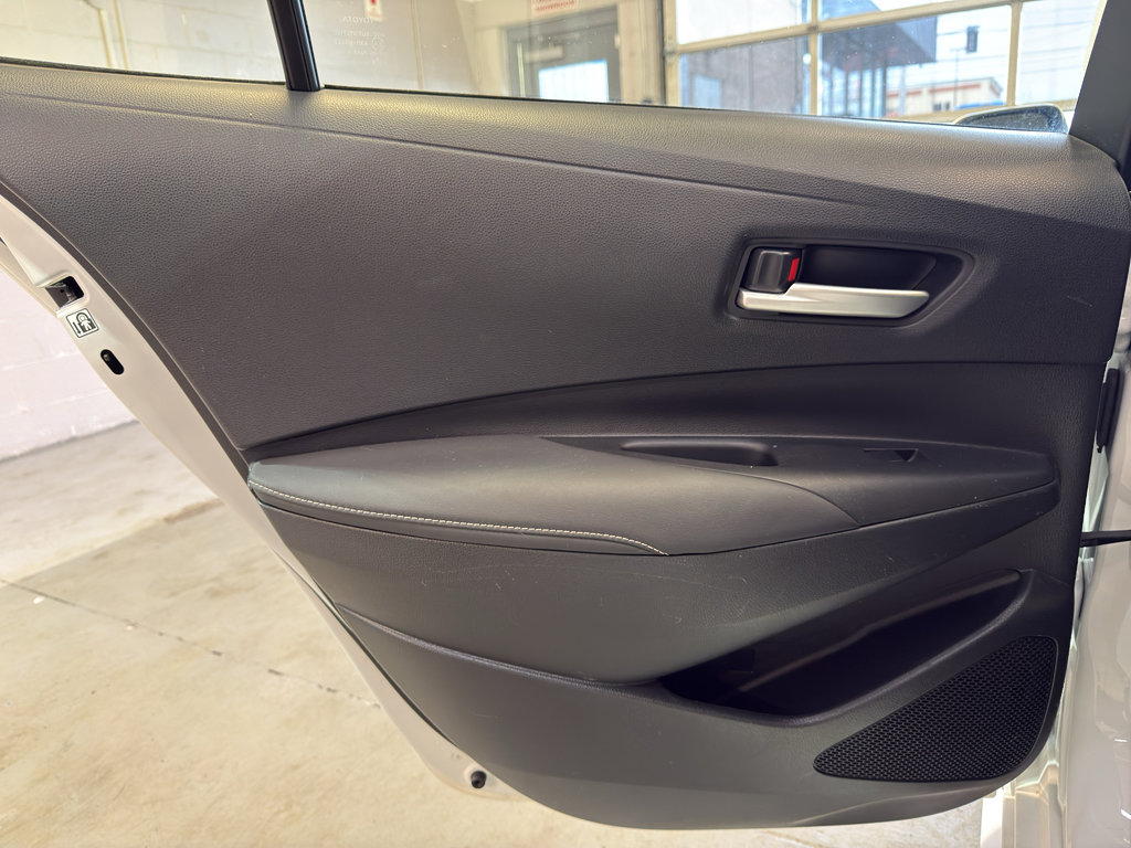 Used 2022 Toyota Corolla XLE FWD image 29