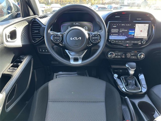 Certified 2023 Kia Soul S image 2