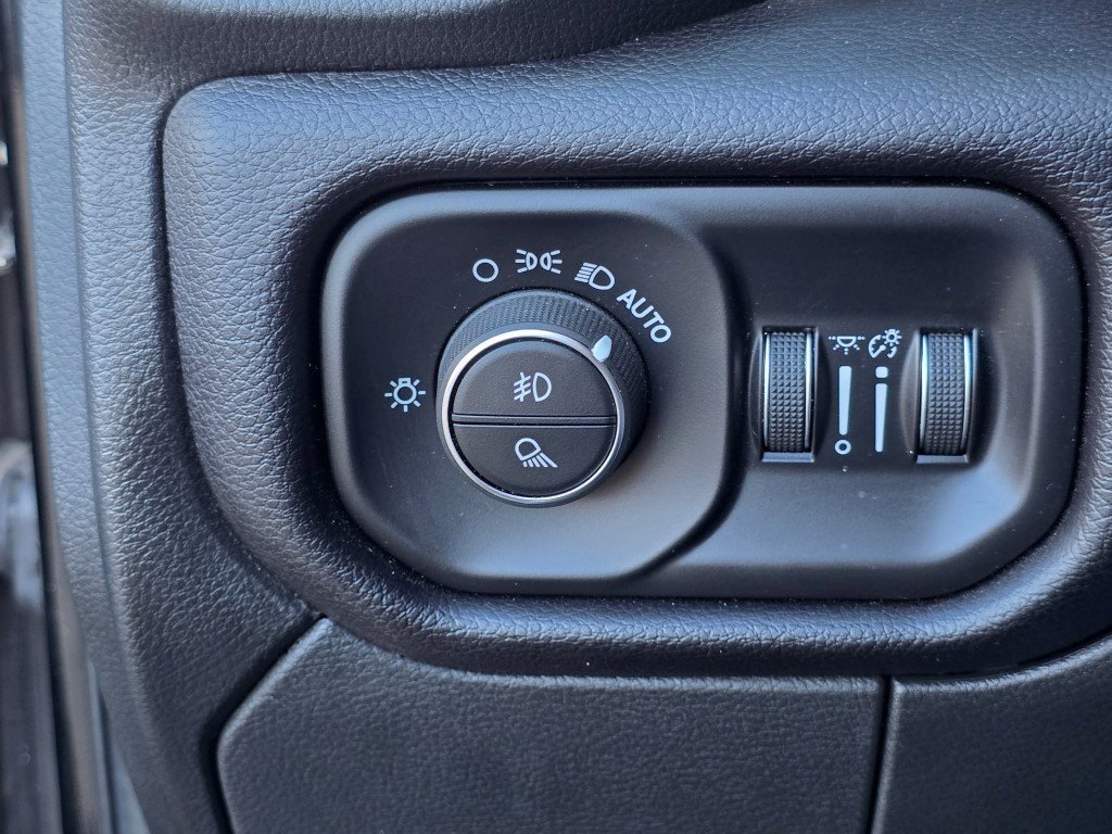 Certified 2022 RAM 2500 Laramie image 44