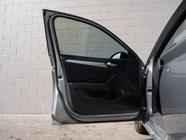Certified 2022 Volkswagen Jetta Sport image 15