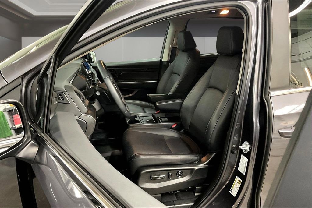 Used 2025 Honda Odyssey EX-L image 21