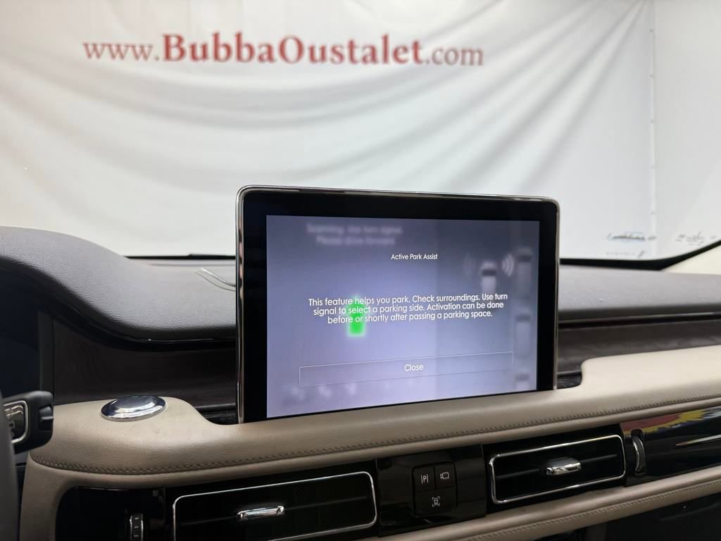 Used 2022 Lincoln Aviator Reserve image 15