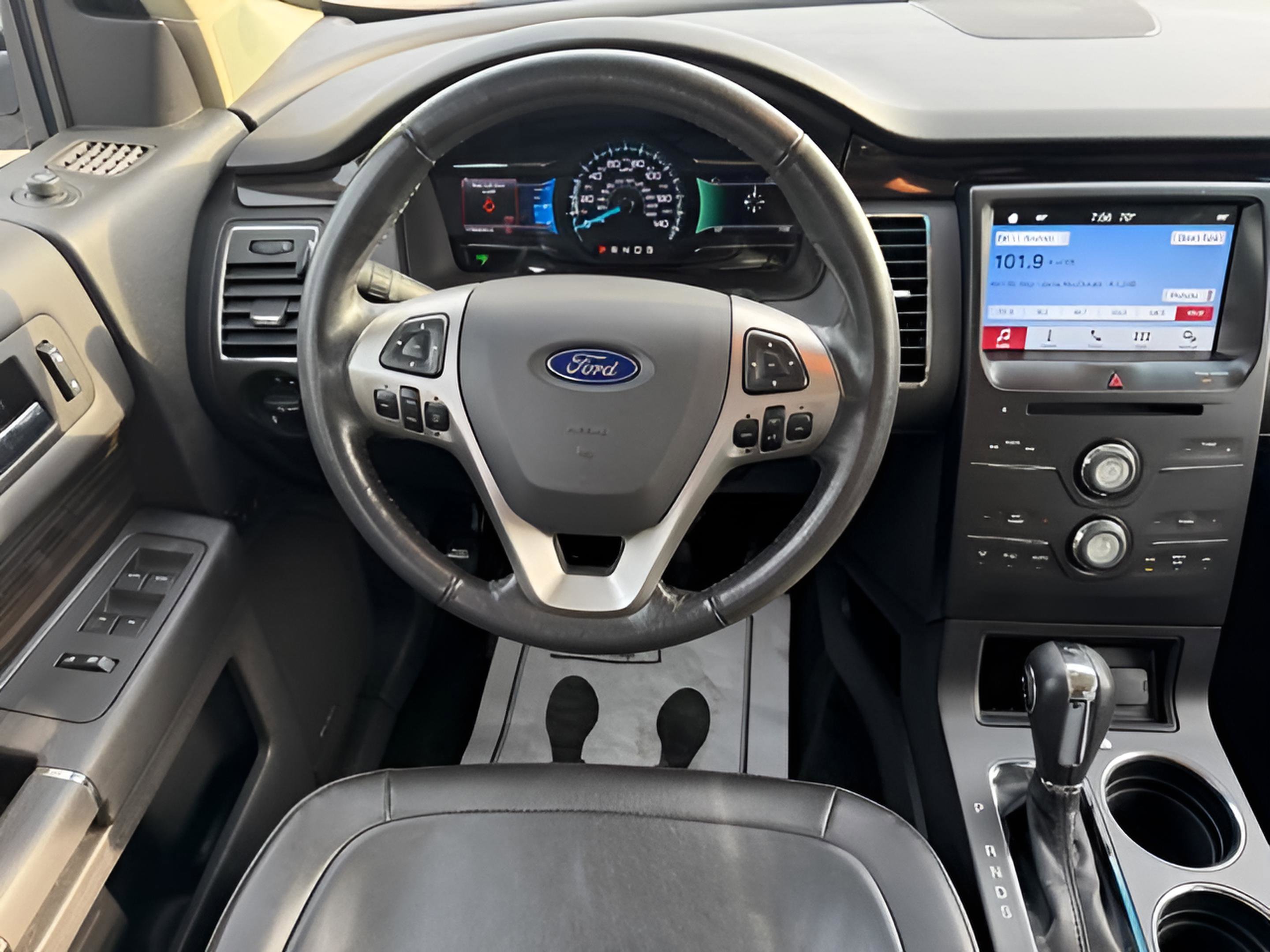Used 2016 Ford Flex SEL w/ Equipment Group 202A FWD image 9