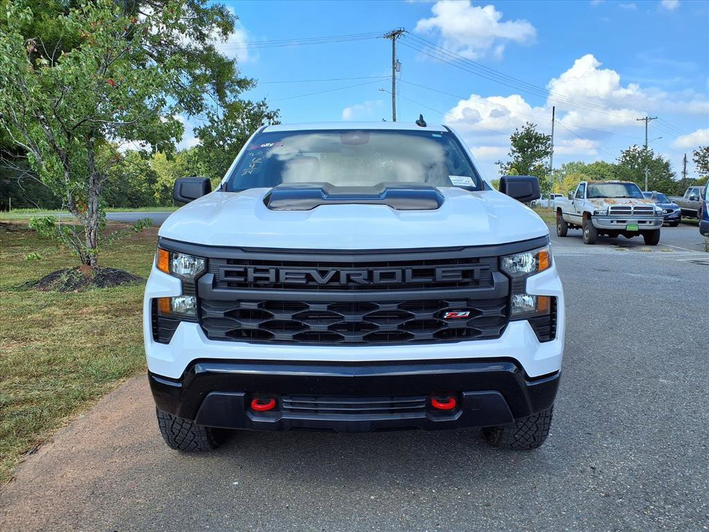 Used 2024 Chevrolet Silverado 1500 Custom Trail Boss image 2