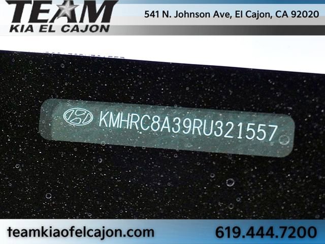 Used 2024 Hyundai Venue Limited image 35