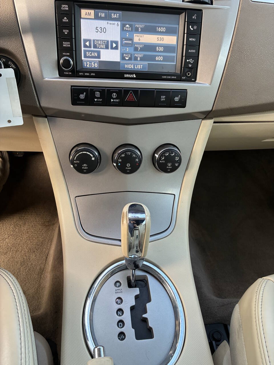 Used 2008 Chrysler Sebring Limited w/ Luxury Group FWD image 21