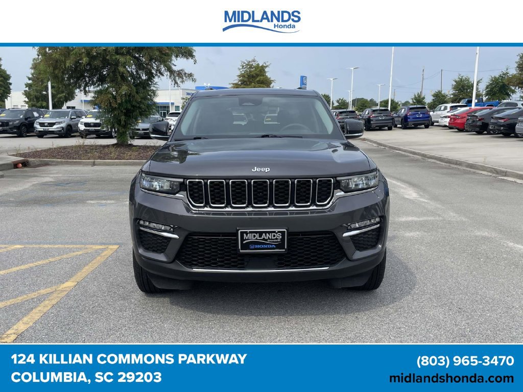 Used 2023 Jeep Grand Cherokee 4WD 4xe image 2