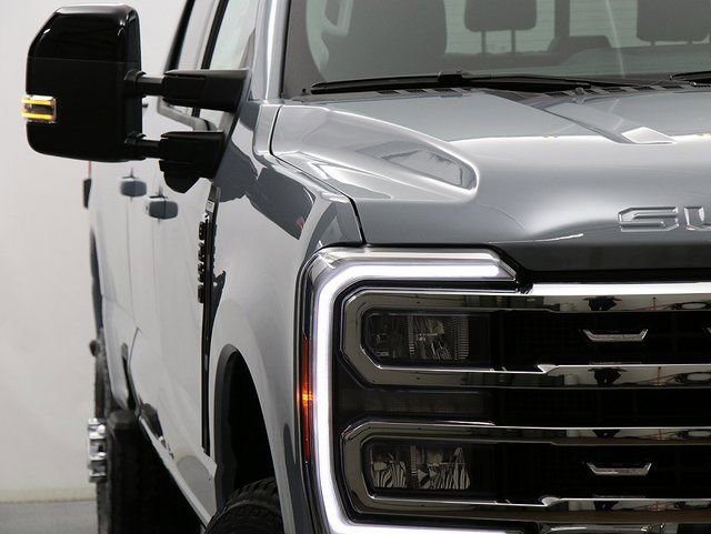New 2026 Ford F250 Lariat image 4