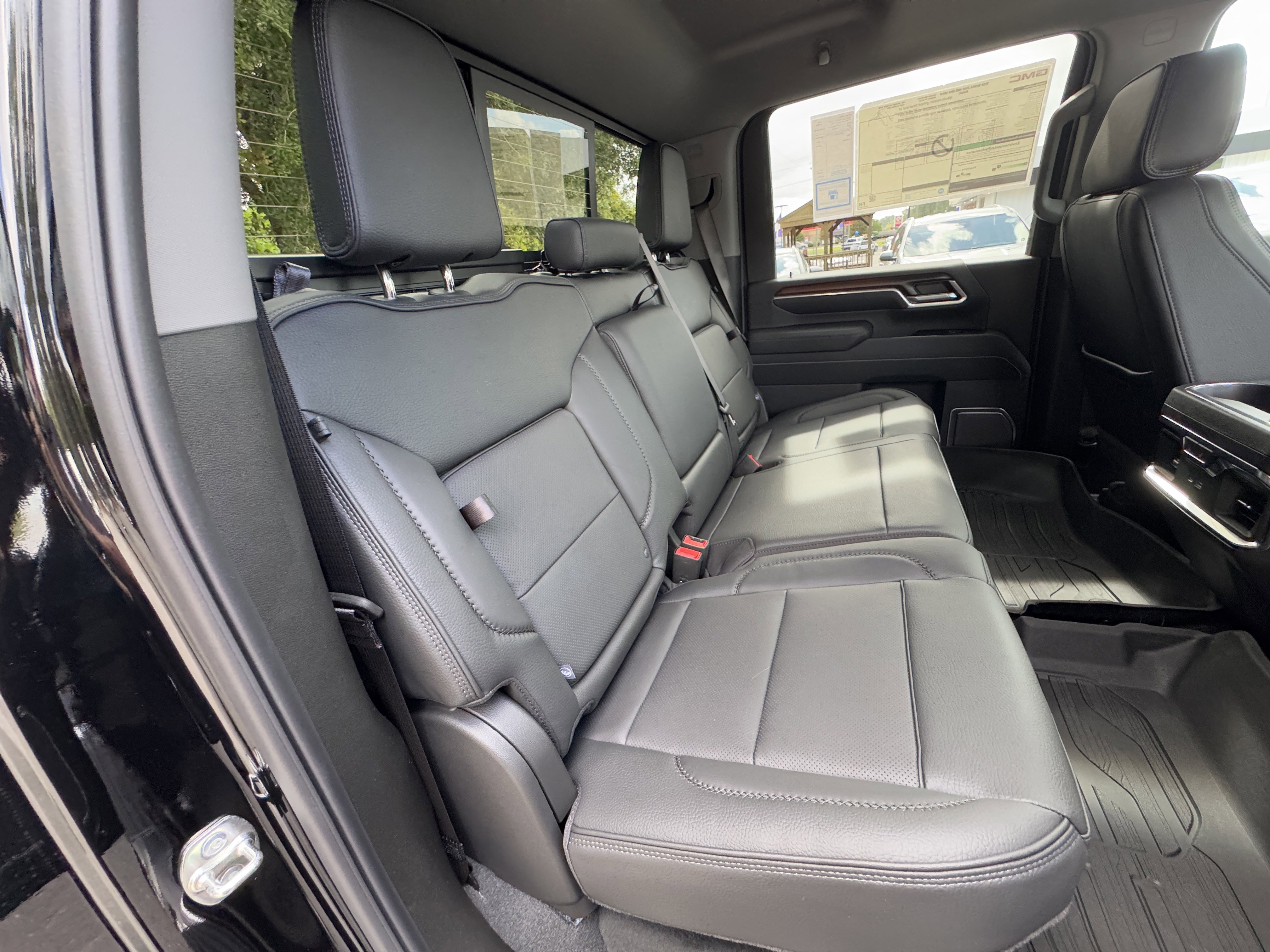 New 2026 GMC Sierra 3500 Denali w/ Denali Reserve Package image 27