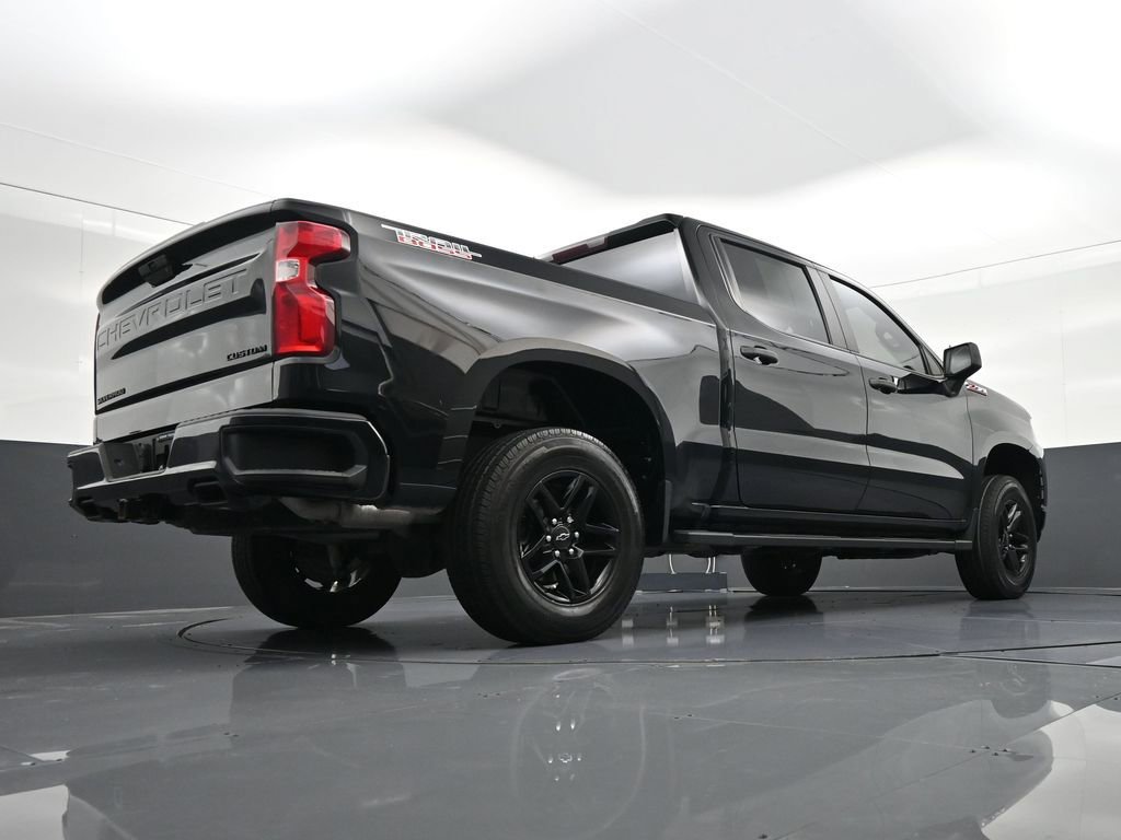 Used 2021 Chevrolet Silverado 1500 Custom Trail Boss w/ Midnight Edition image 27