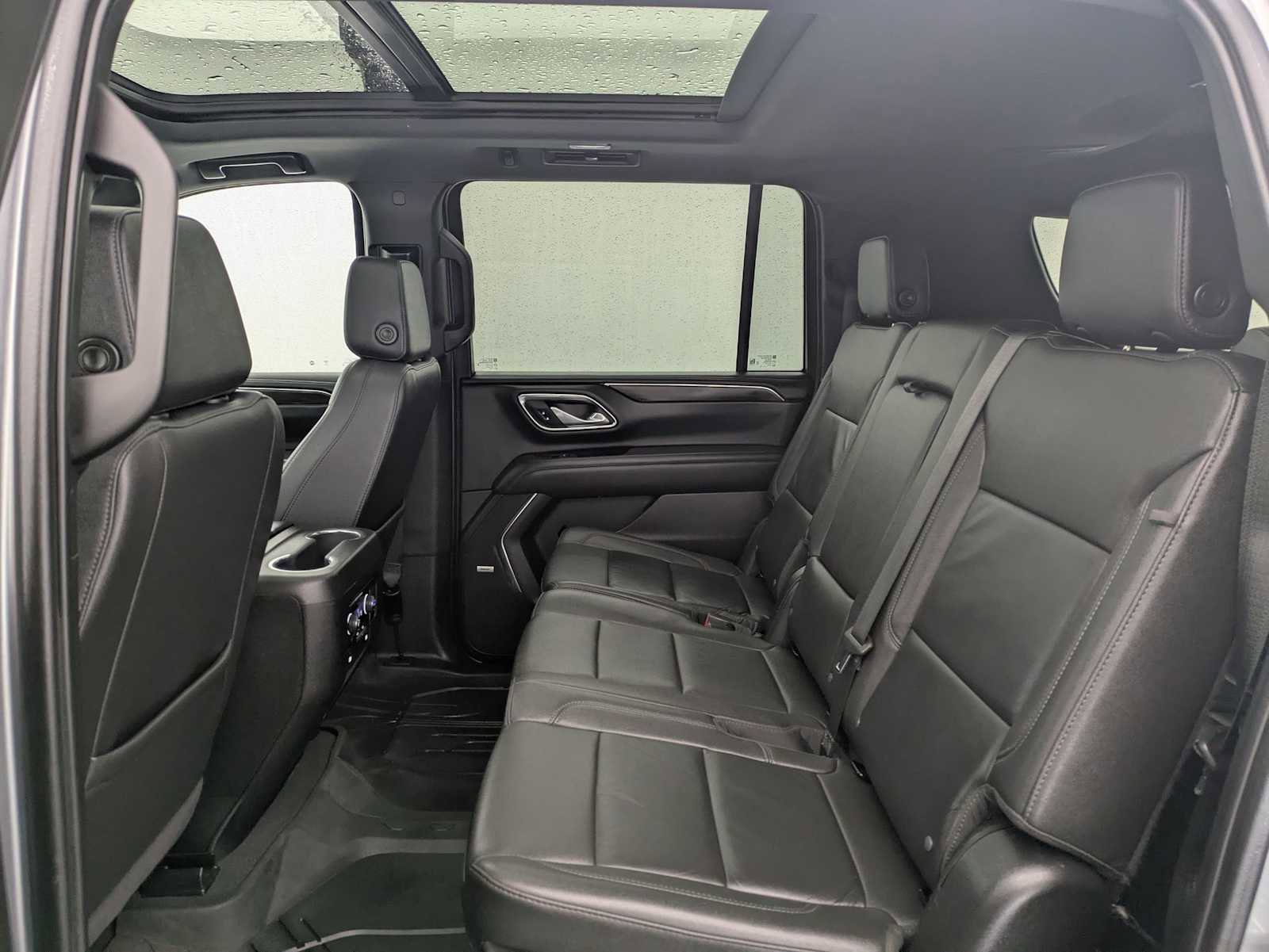 Used 2024 Chevrolet Suburban Z71 AWD/4WD image 20