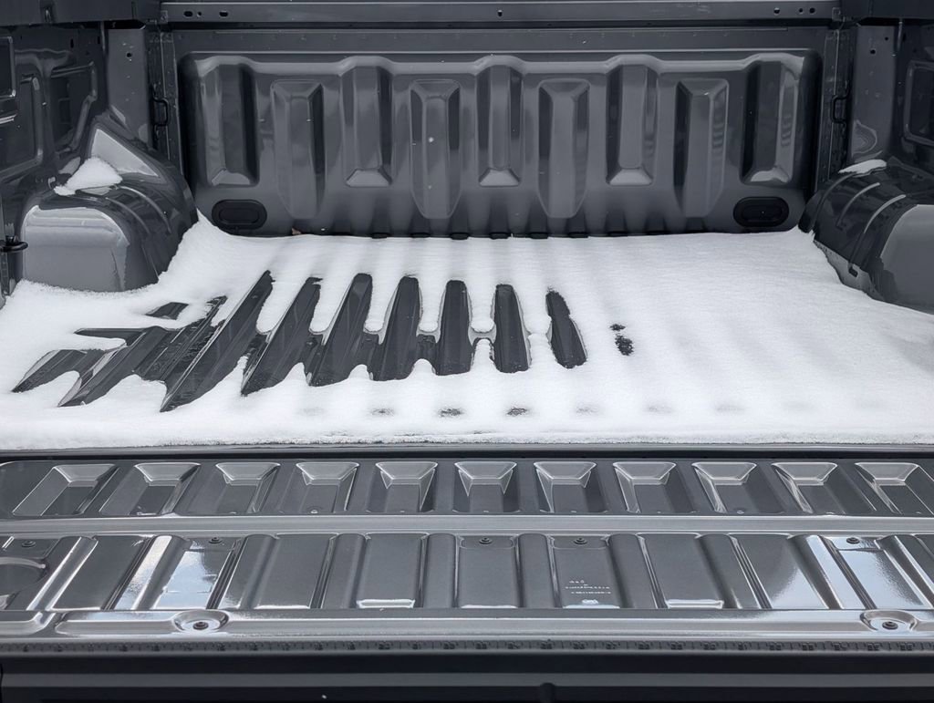 New 2025 Ford Ranger XLT w/ Equipment Group 301A High image 18