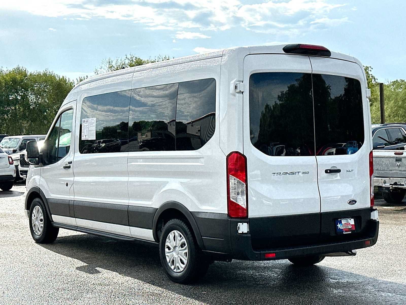 Used 2025 Ford Transit 350 XLT RWD image 13