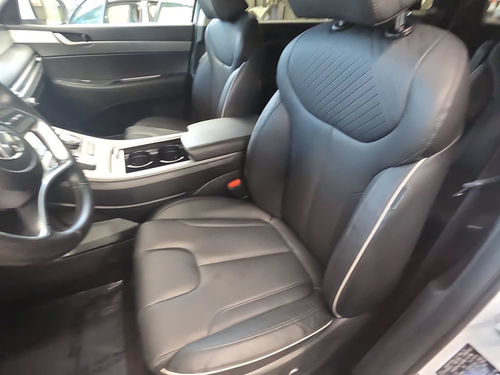 Used 2024 Hyundai Palisade SEL AWD/4WD image 16