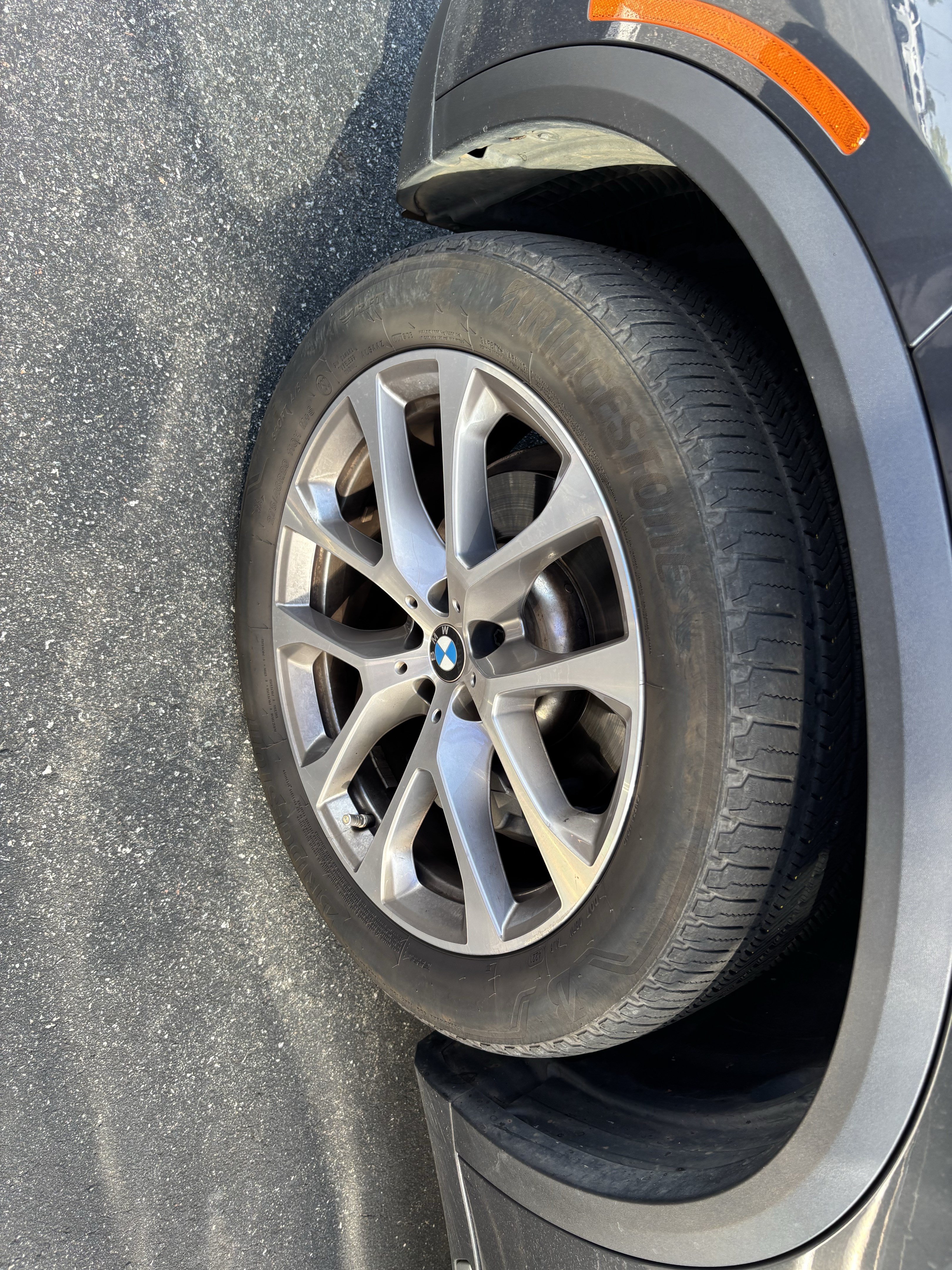 Used 2022 BMW X5 sDrive40i w/ Luxury Seating Package RWD image 13