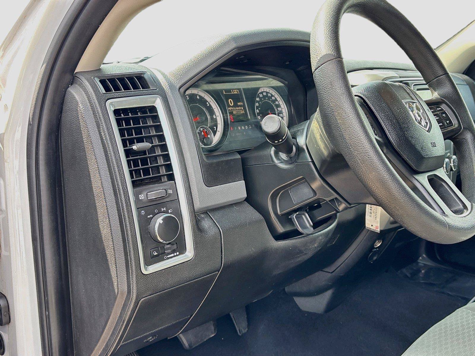 Used 2020 RAM 1500 Classic SLT RWD image 10