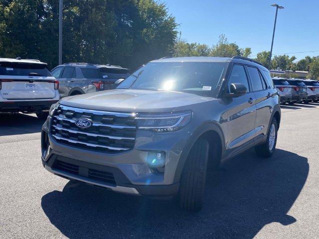 New 2027 Ford Explorer Active w/ Active Comfort Package AWD/4WD image 6