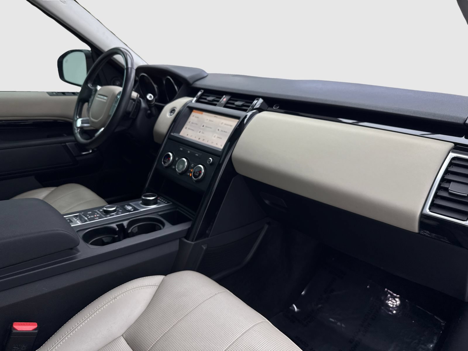 Used 2019 Land Rover Discovery SE AWD/4WD image 44