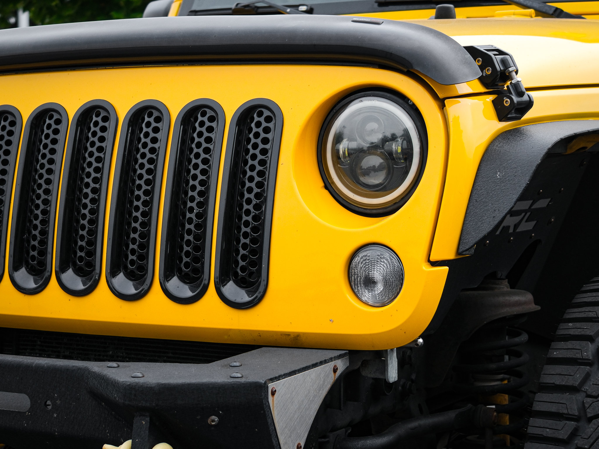 Used 2015 Jeep Wrangler Sahara AWD/4WD image 6
