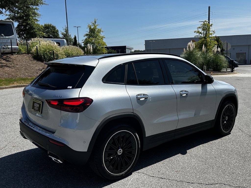 Certified 2026 Mercedes-Benz GLA 250 4MATIC w/ Midnight Edition image 8