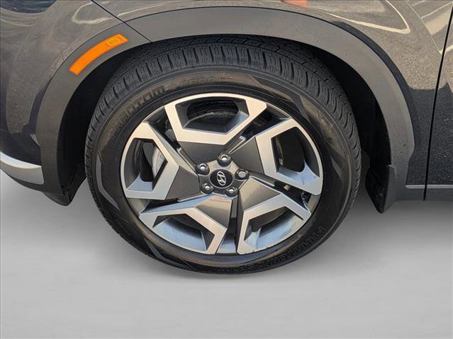 Used 2023 Hyundai Palisade Limited w/ Winter Package FWD image 20