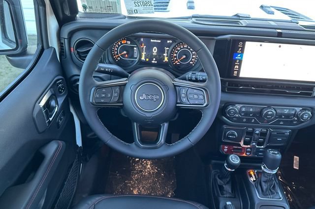 New 2026 Jeep Wrangler Unlimited Rubicon w/ Xtreme 35 Tire Package image 14