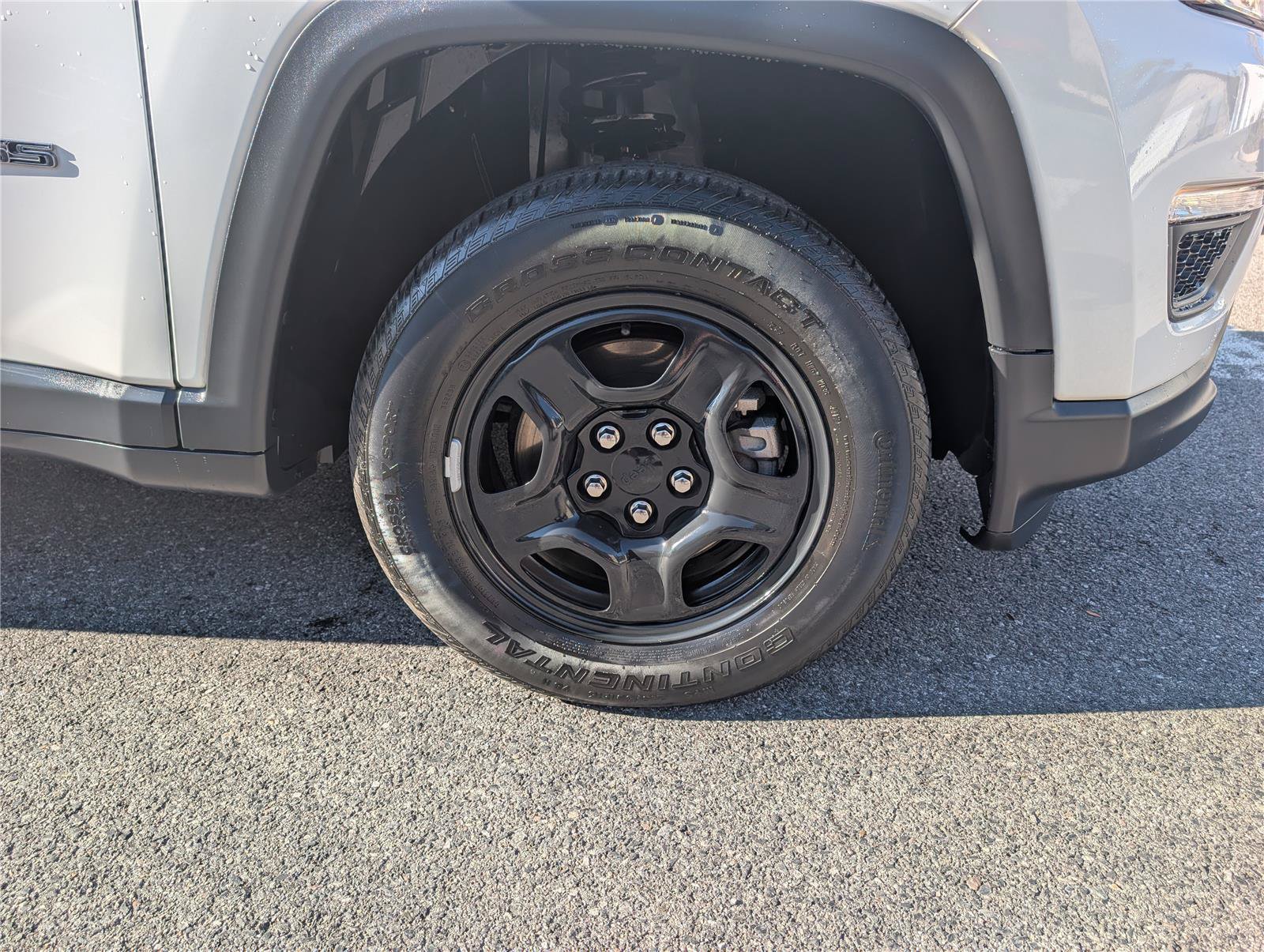 Used 2018 Jeep Compass Sport w/ Tech Group AWD/4WD image 9