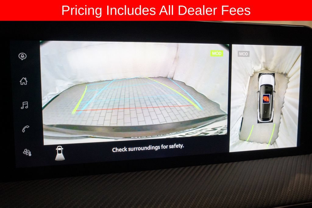 Used 2025 Nissan Kicks SR AWD/4WD image 13