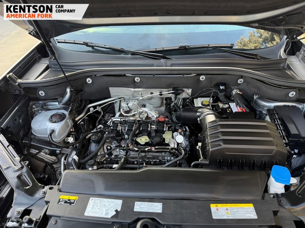 Used 2025 Volkswagen Atlas SE image 38