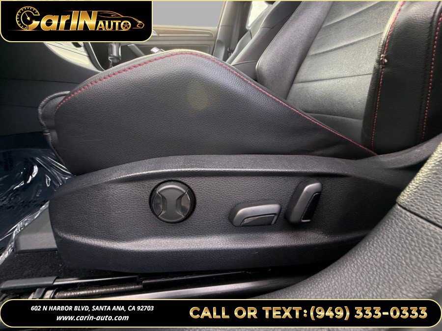 Used 2017 Volkswagen GTI Autobahn FWD image 18