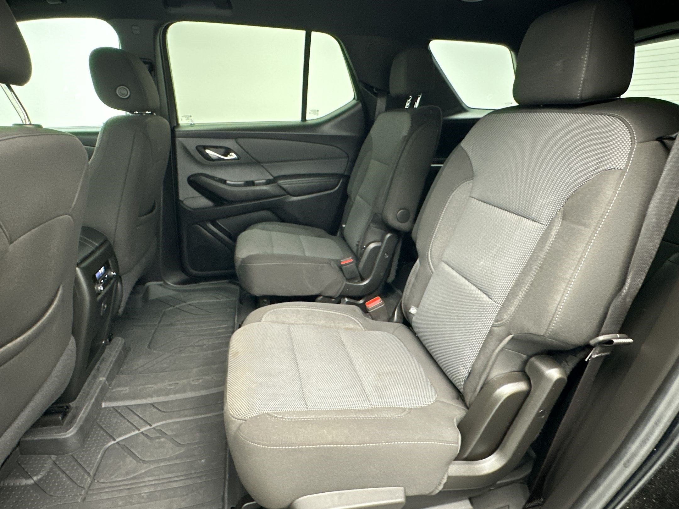 Certified 2023 Chevrolet Traverse LT w/ LPO, Floor Liner Package AWD/4WD image 14