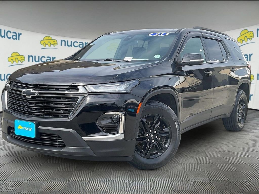 Used 2023 Chevrolet Traverse LT w/ Midnight/Sport Edition AWD/4WD image 3