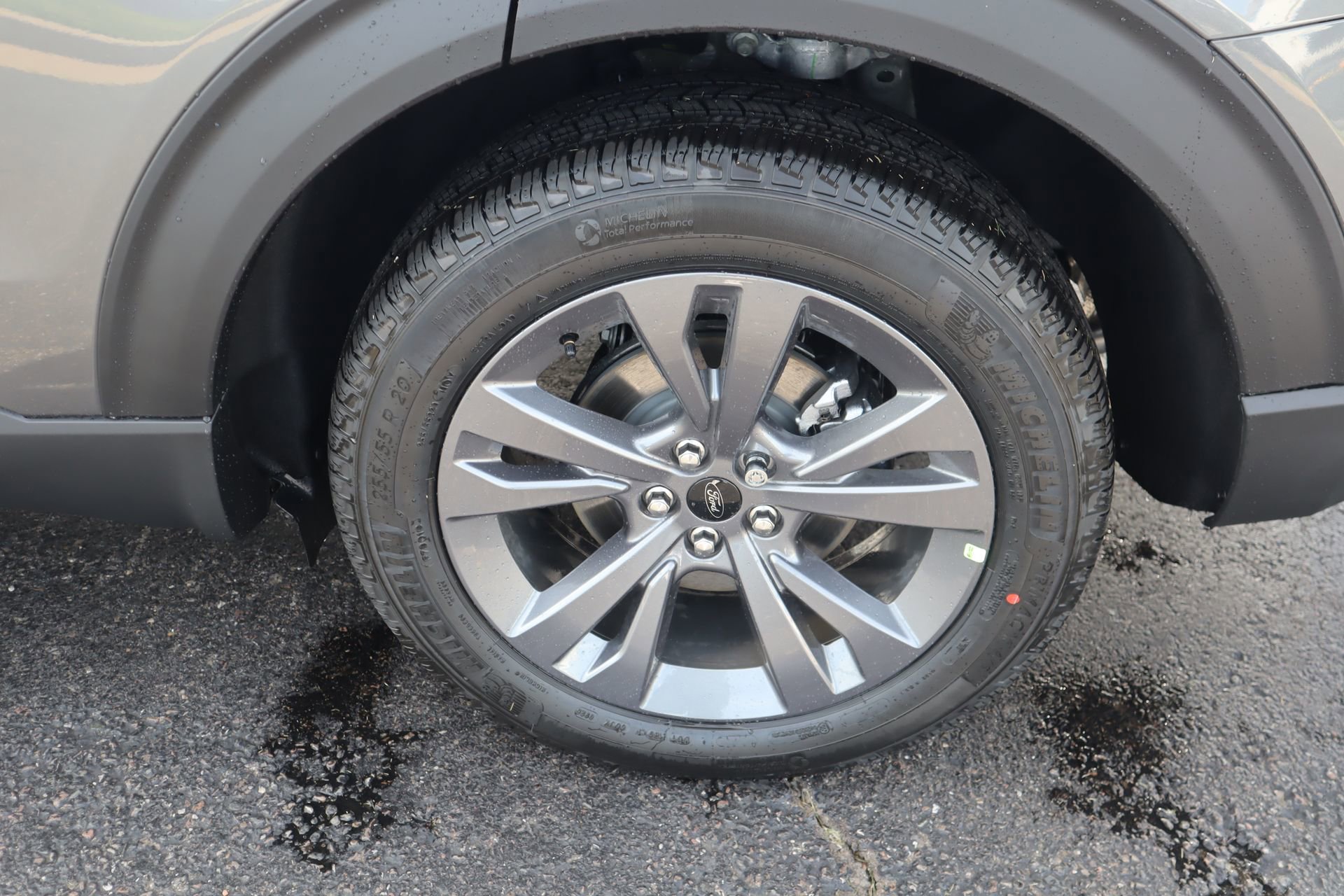 New 2026 Ford Explorer Active AWD/4WD image 21