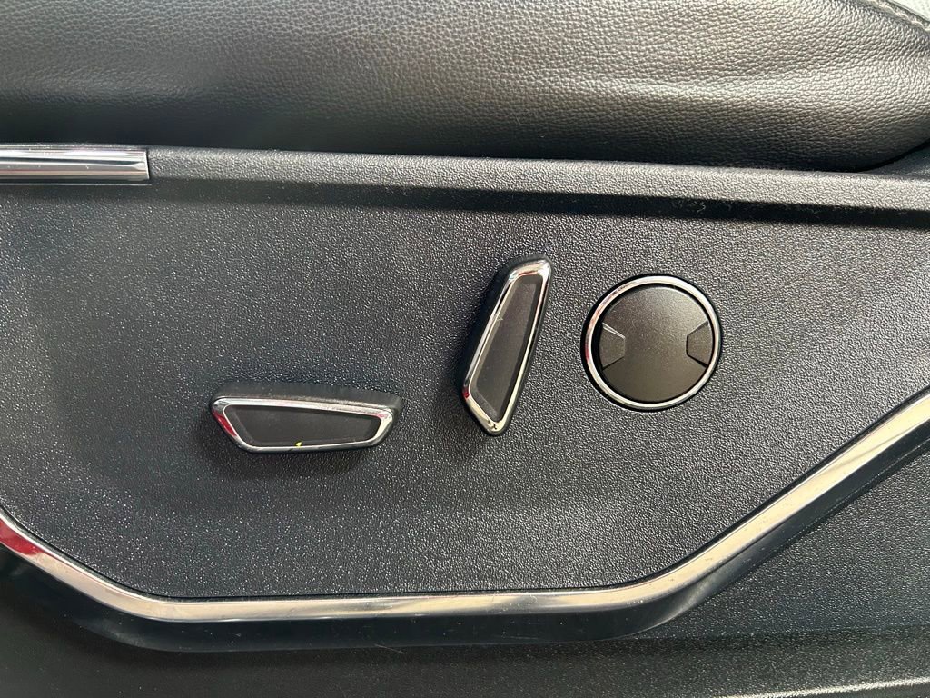 Used 2021 Ford F150 Lariat w/ Equipment Group 502A High image 17