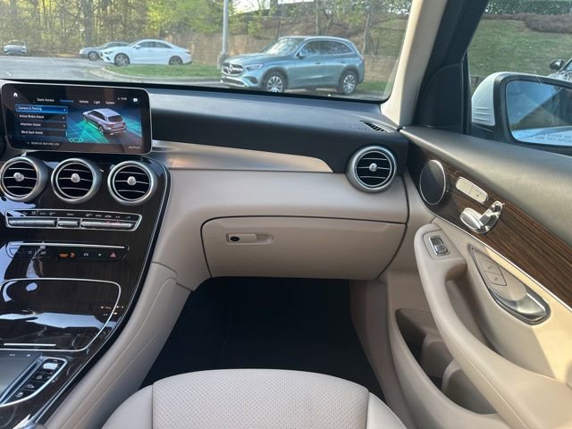 Used 2022 Mercedes-Benz GLC 300 image 17