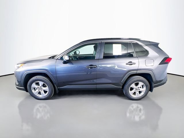 Used 2025 Toyota RAV4 XLE w/ Convenience Package FWD image 5
