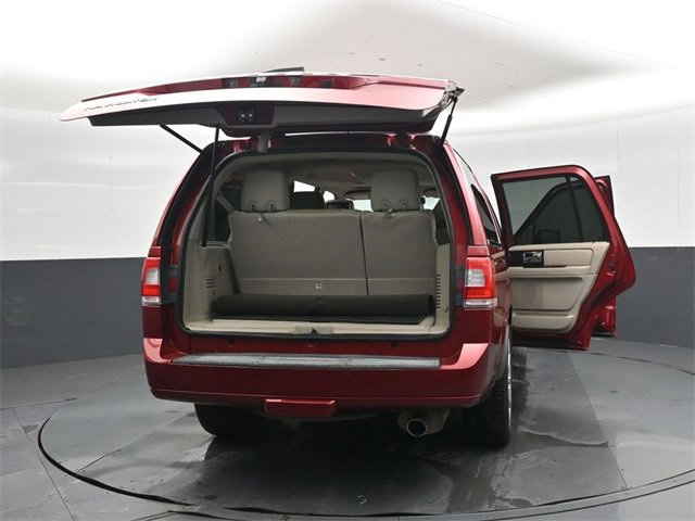 Used 2017 Lincoln Navigator Select image 50