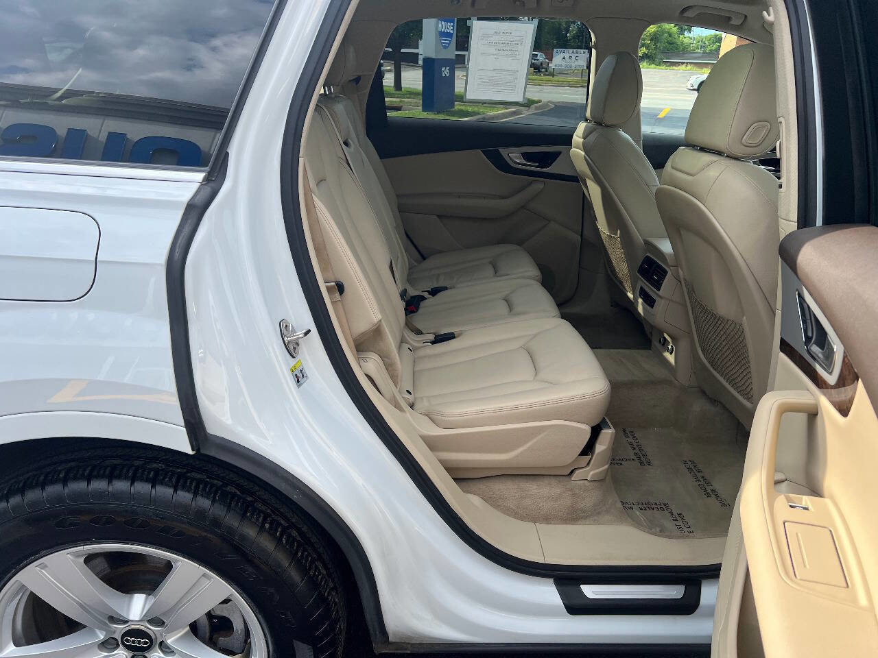 Used 2018 Audi Q7 2.0T Premium image 23