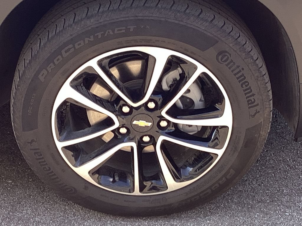Used 2025 Chevrolet TrailBlazer LT w/ LT Cold Weather Package FWD image 19