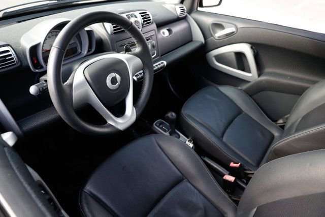 Used 2009 smart fortwo passion image 6