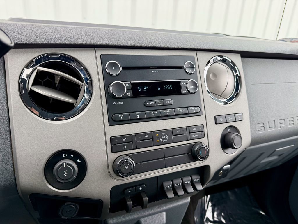 Used 2015 Ford F350 XLT image 25